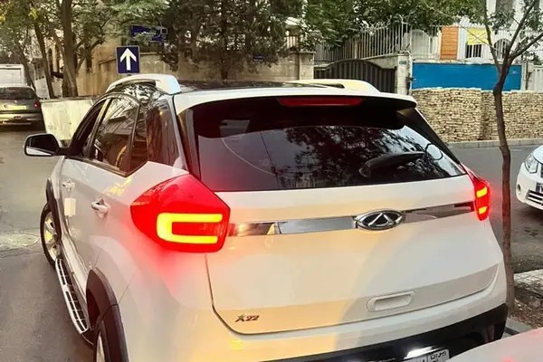 ام وی ام، X22
