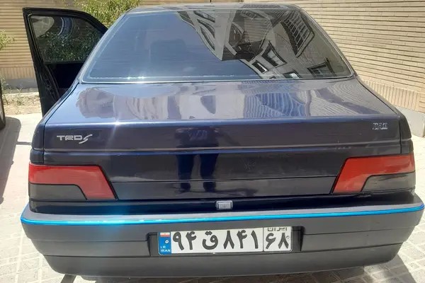پژو، 405