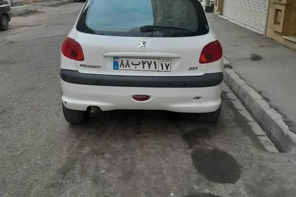 پژو، 206