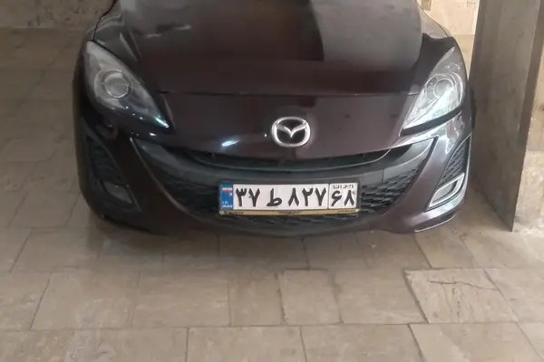 مزدا، 3 نیو صندوق دار