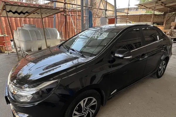 کی ام سی، ایگل