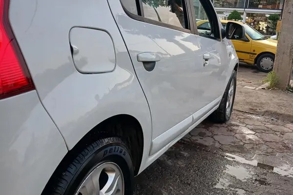 رنو، ساندرو