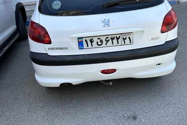 پژو، 206