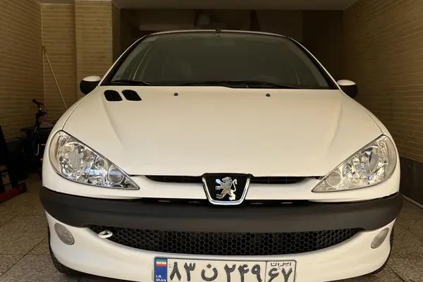 پژو، 206