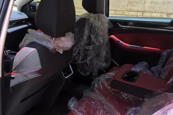 فونیکس، آریزو 6 جی تی (Z6 GT)
