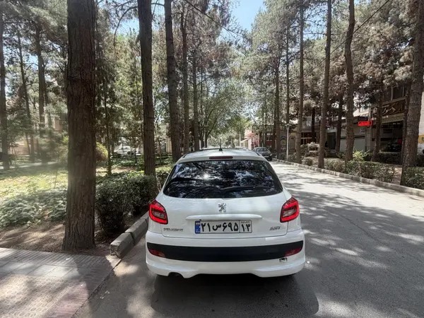 پژو، 207