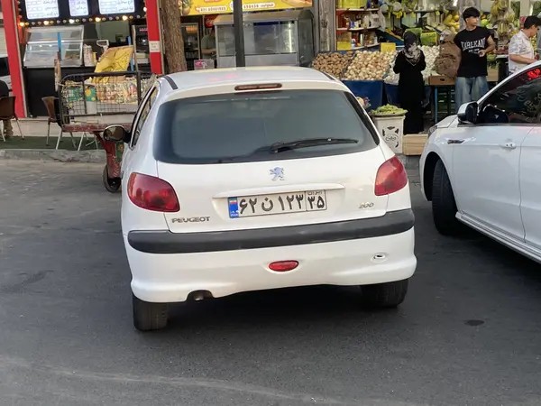 پژو، 206
