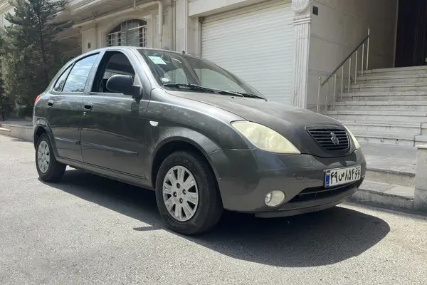 تیبا، هاچ بک