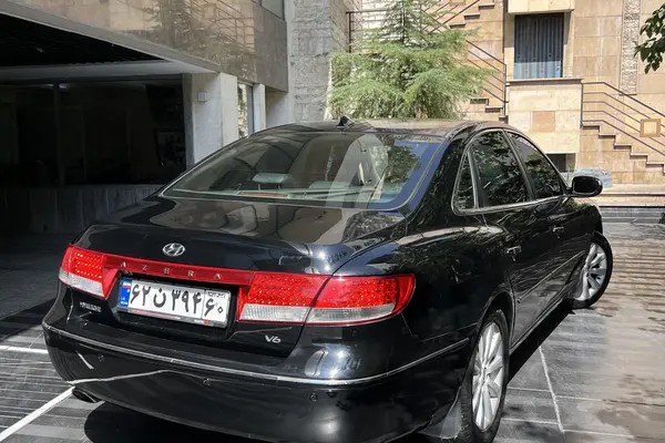 هیوندای، آزرا (گرنجور)