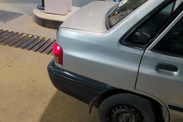 پراید، صندوق دار