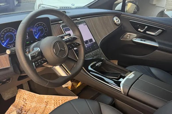 بنز، EQE Sedan
