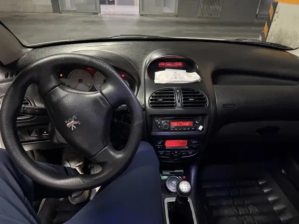 پژو، 206 SD