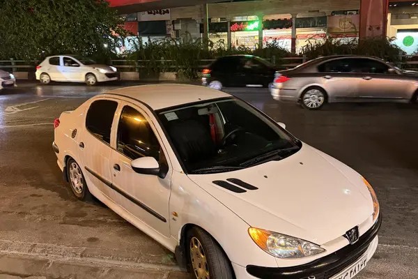 پژو، 206 SD