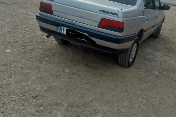 پژو، 405