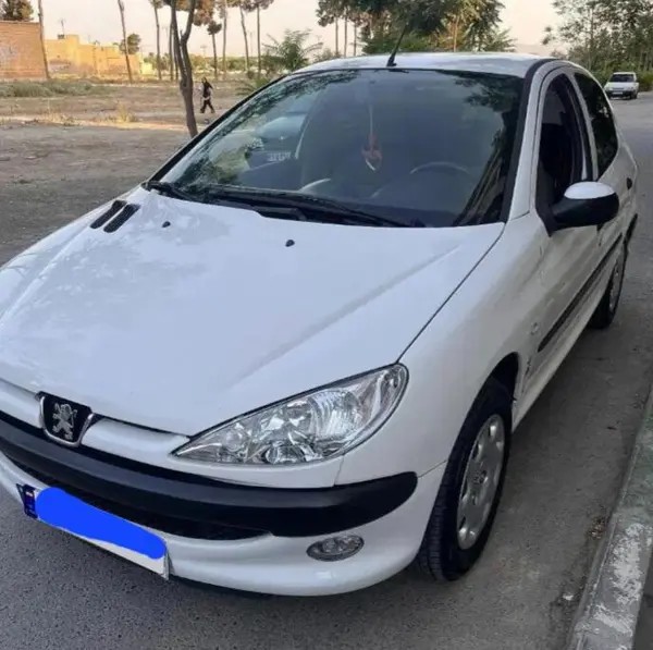پژو، 206