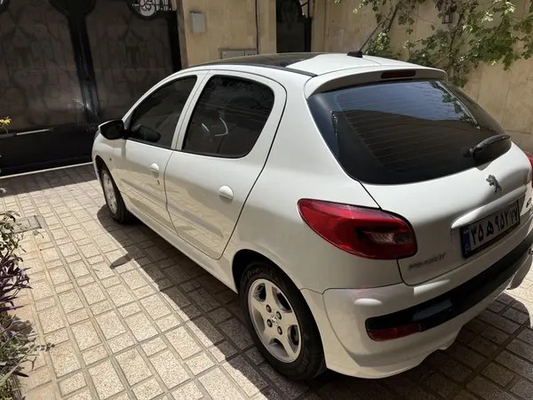 پژو، 207