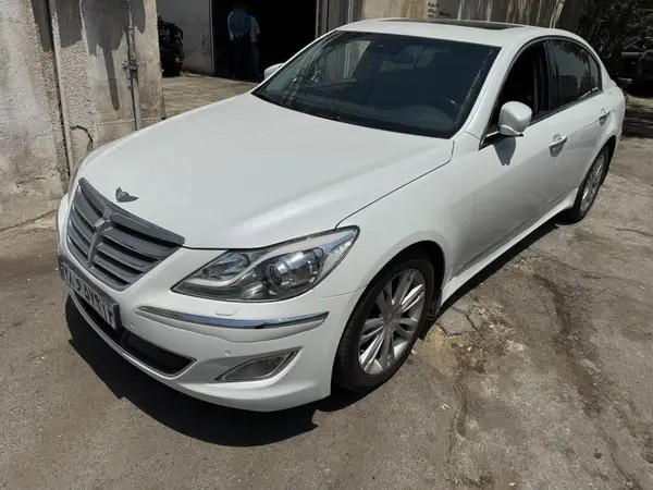 هیوندای، جنسیس