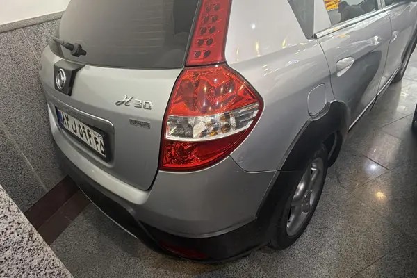 دانگ فنگ، H30 کراس