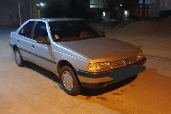 پژو، 405