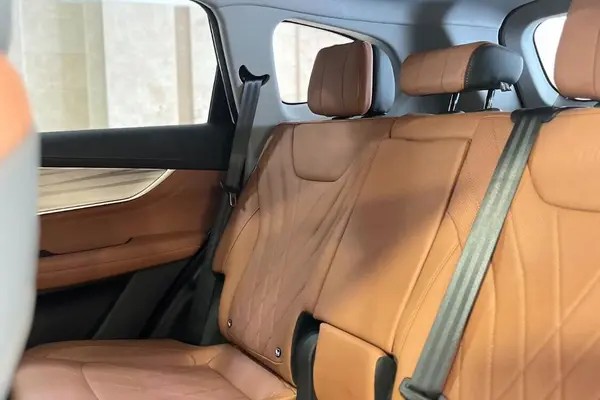 فونیکس، تیگو 8 پرو هیبرید (F8 PRO PHEV)