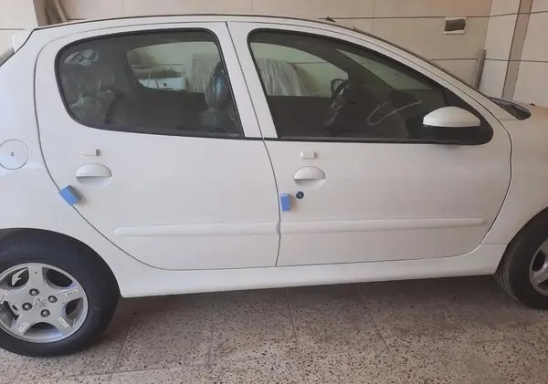 پژو، 207