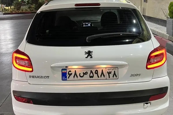 پژو، 207