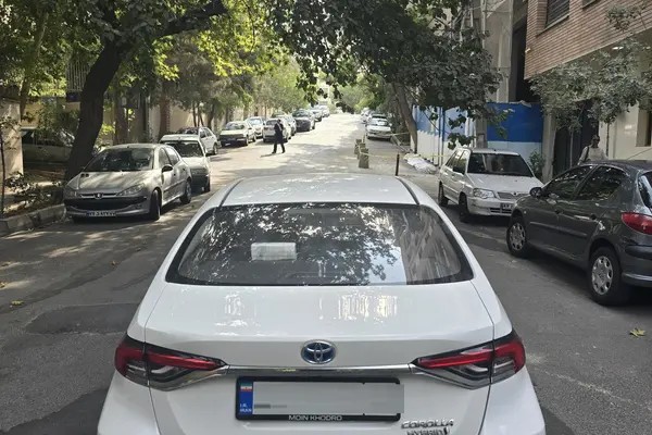تویوتا، کرولا هیبرید