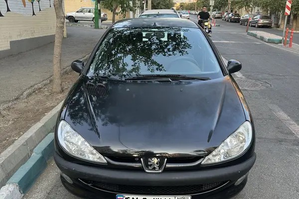 پژو، 206
