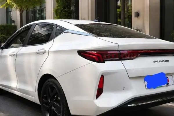 کی ام سی، J7