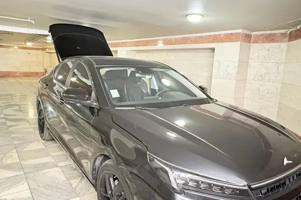 کی ام سی، J7