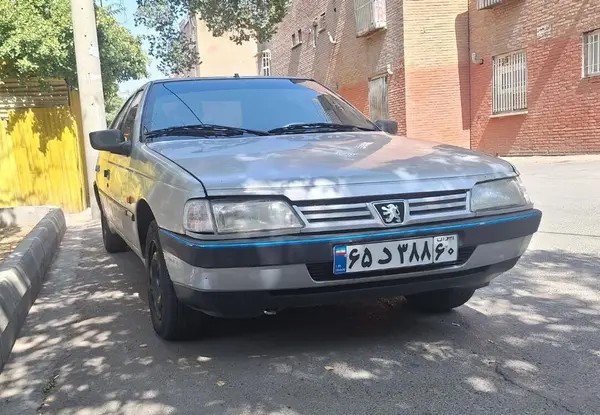 پژو، 405