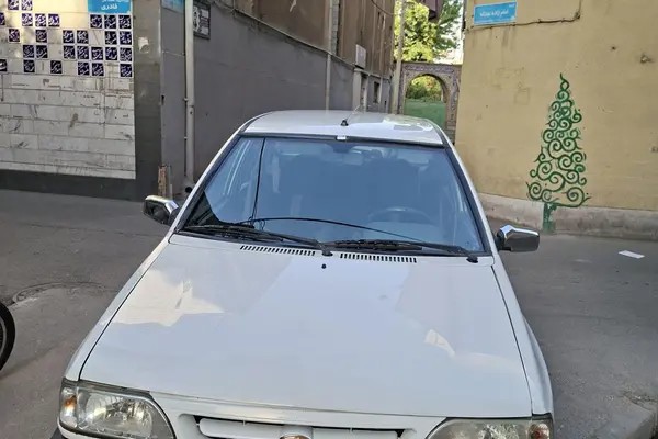 پراید، صندوق دار
