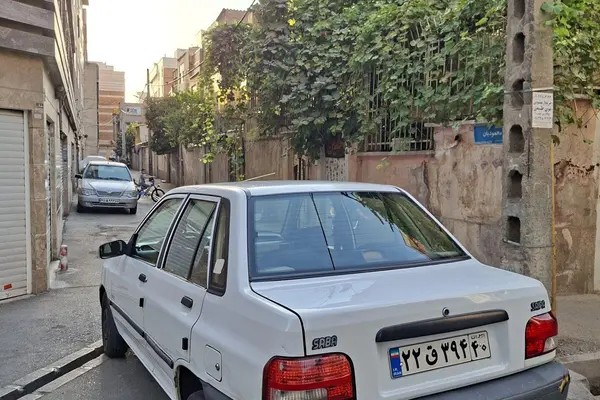 پراید، صندوق دار