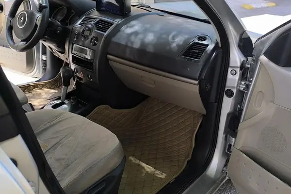 رنو، مگان (مونتاژ)