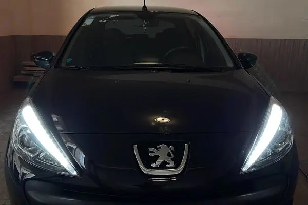 پژو، 207