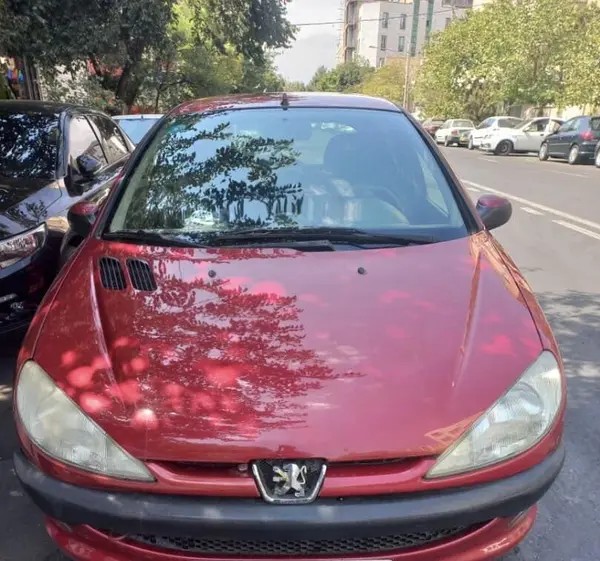 پژو، 206