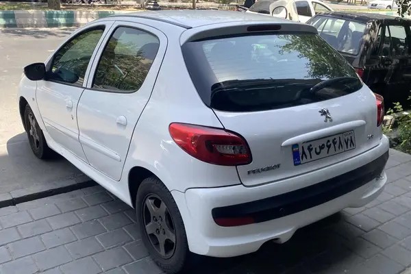 پژو، 207
