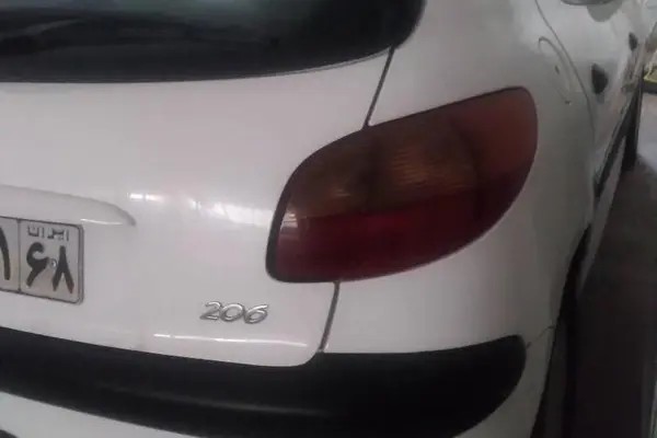 پژو، 206