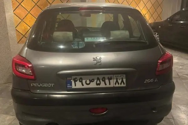 پژو، 206