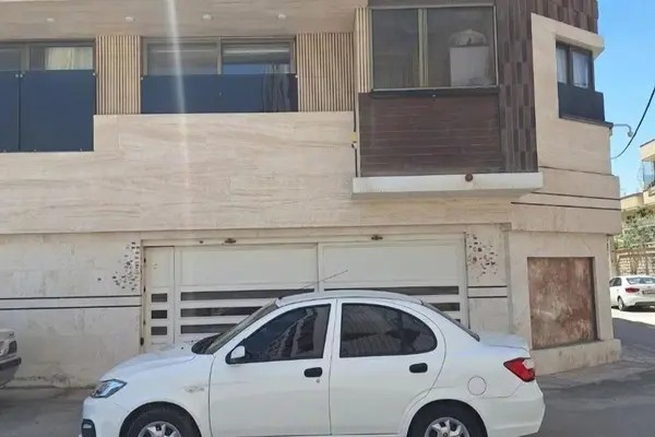 ساینا، S
