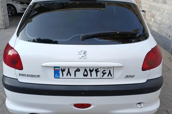 پژو، 206