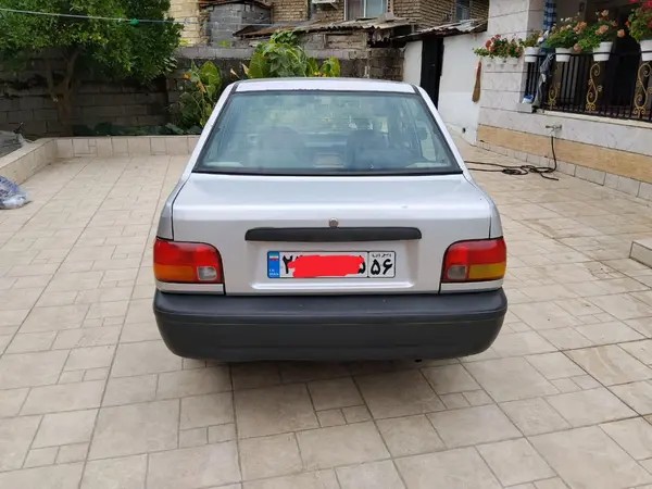 پراید، صندوق دار