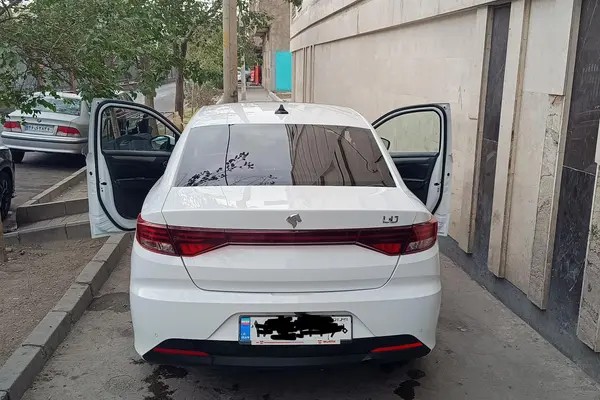 تارا، اتوماتیک V4