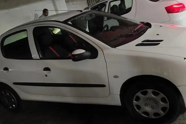 پژو، 206