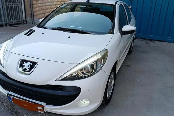 پژو، 207 صندوقدار