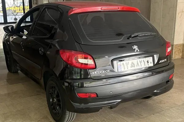 پژو، 207