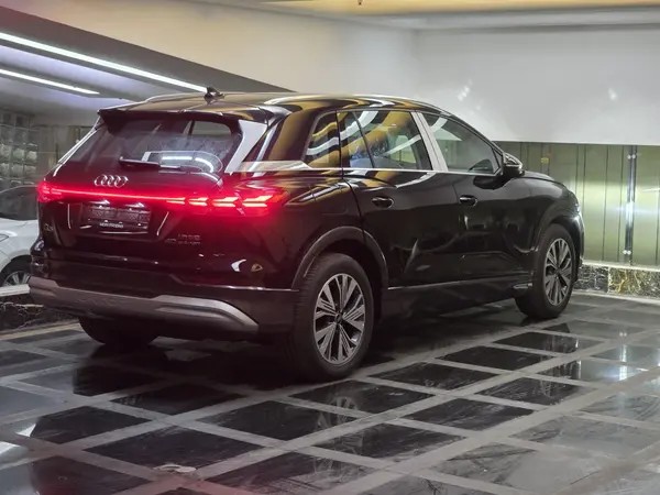 آئودی، Q5 e-tron