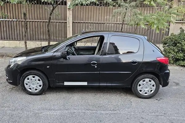 پژو، 207
