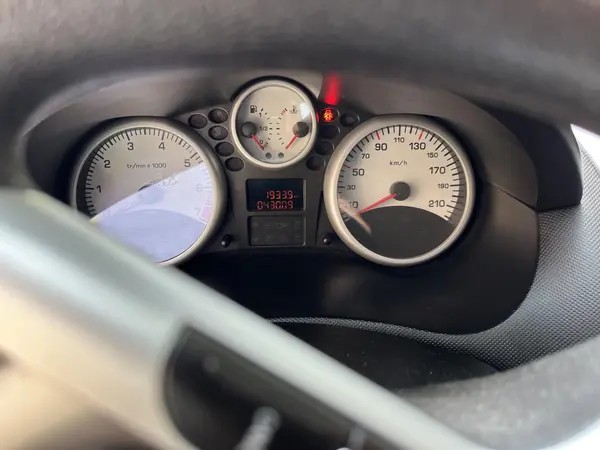 پژو، 207