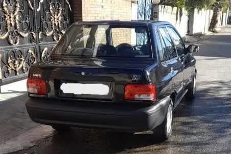 پراید، صندوق دار